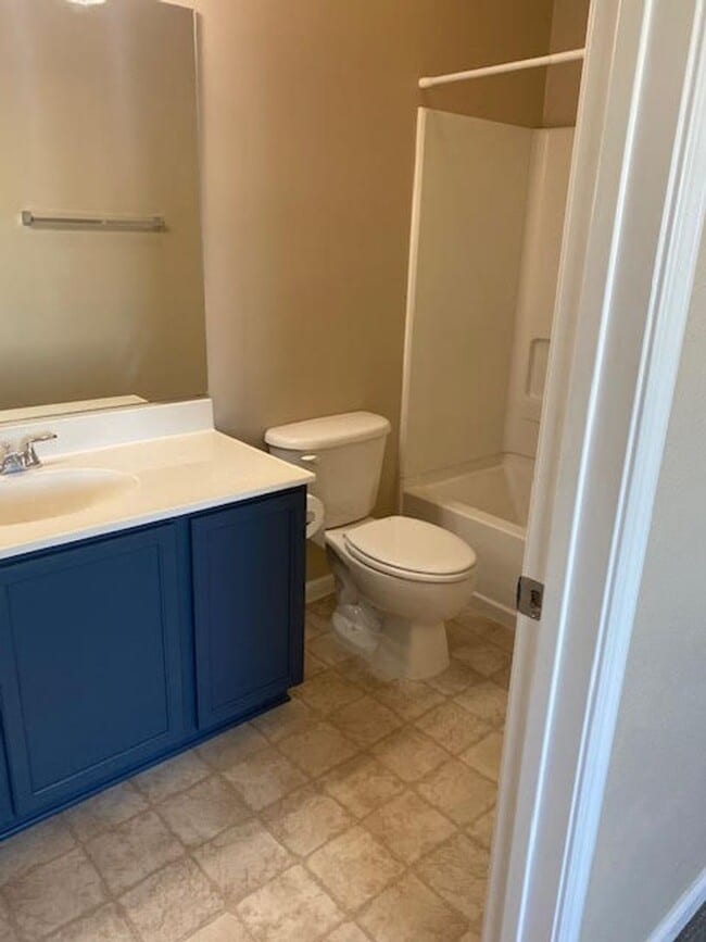Building Photo - Condo in Reno Available for Rent