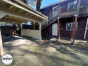 Building Photo - Updated Two Bedroom Ground Floor Apartment in Prime Santa Rosa Location