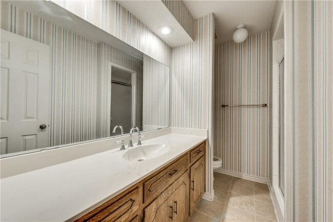 Building Photo - 2 Bedrooms, 2 Bathrooms, Near Northhaven &...