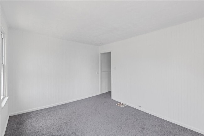 Building Photo - 601 Wesley Ave