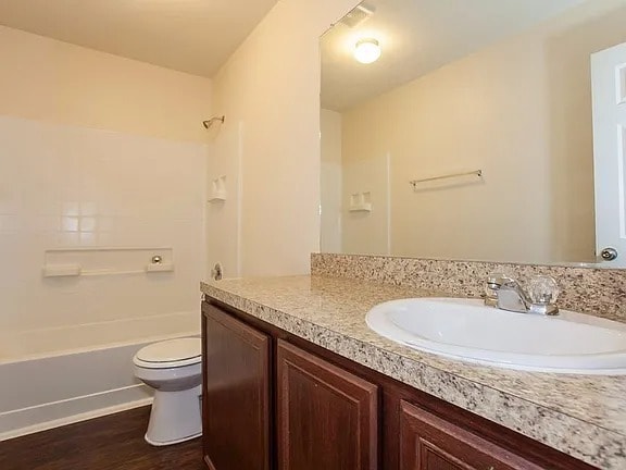 Building Photo - 6122 El Granate Dr