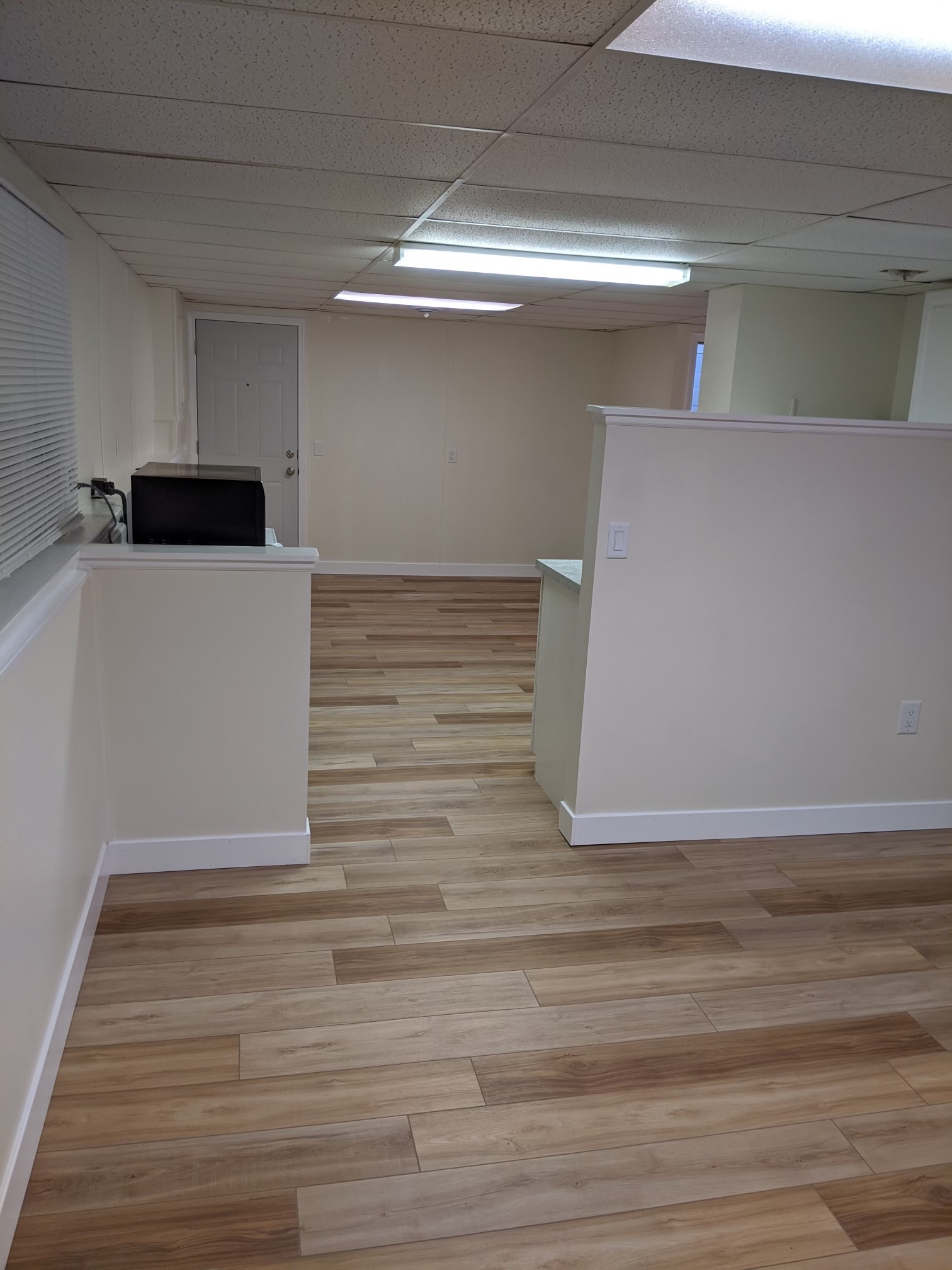 Building Photo - 6120 Strathmore Ln