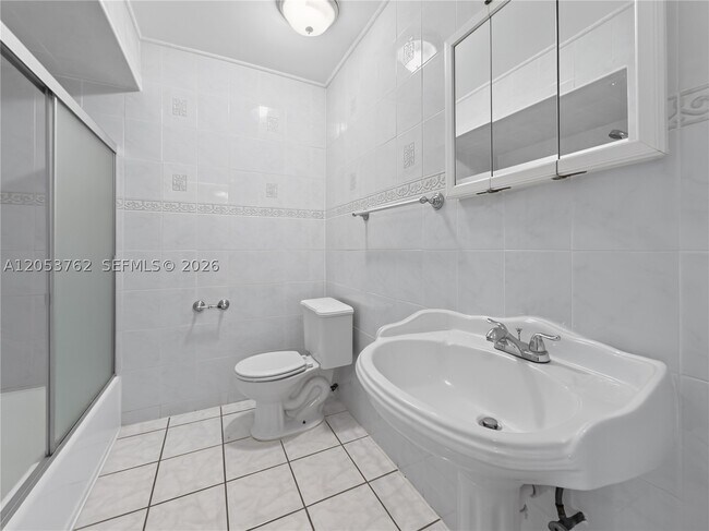 Building Photo - 13314 SW 60th Ln
