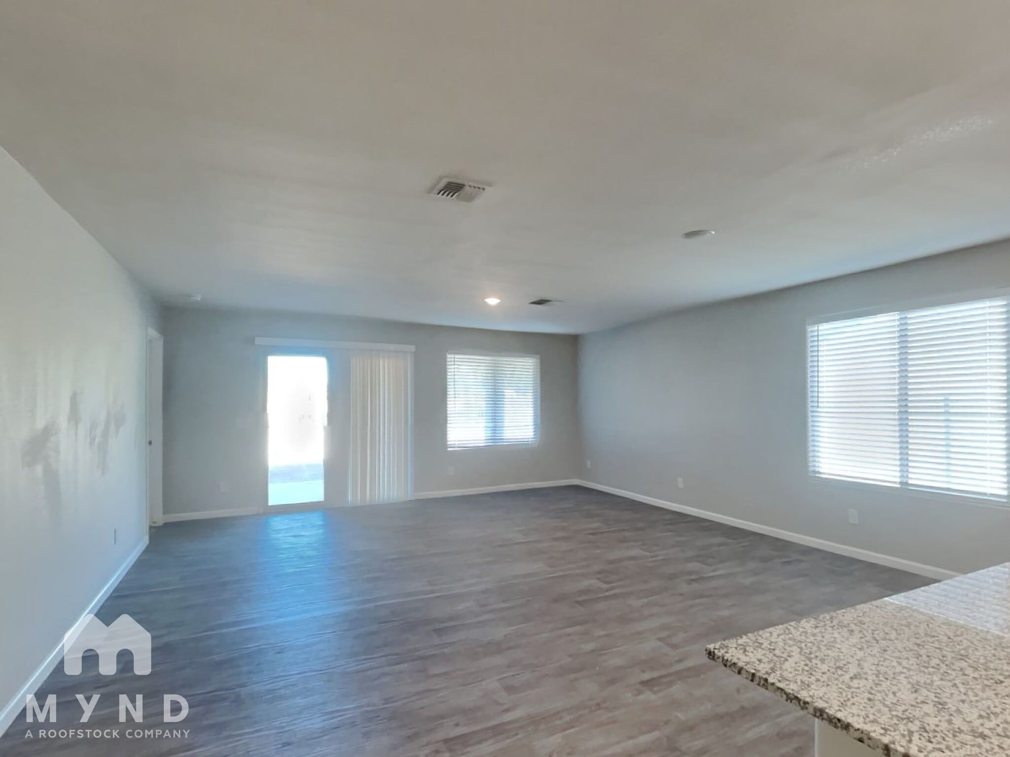 Building Photo - 2060 E Velvet Pl