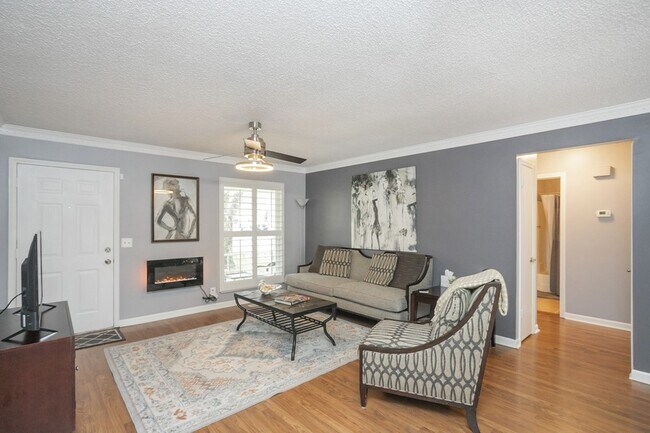 Building Photo - 1464 Autumn Knoll Rd