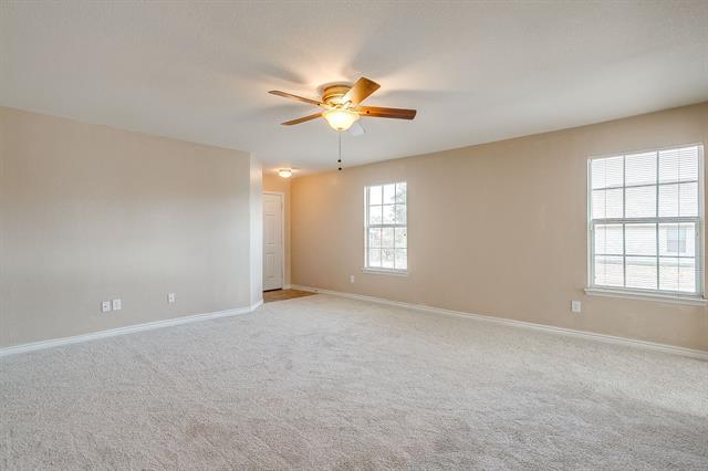 Building Photo - 14024 Esperanza Dr
