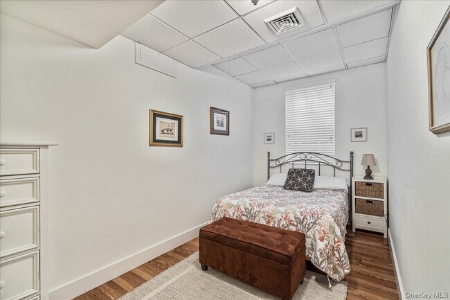 Building Photo - 60 Lilac Rd