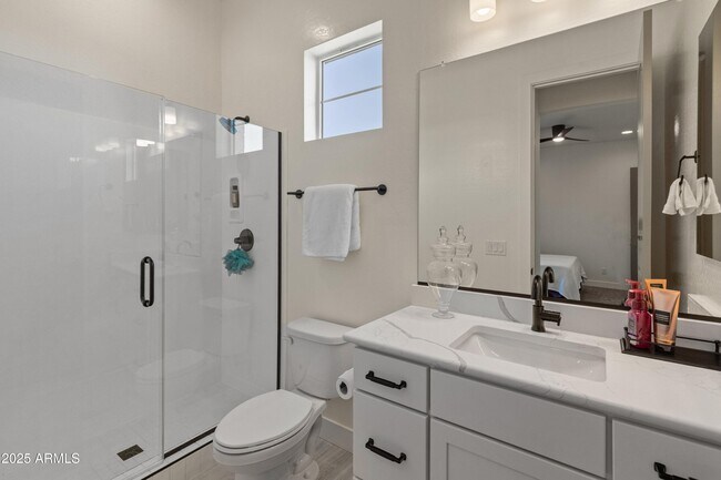 Building Photo - 4236 E Whisper Rock Trl