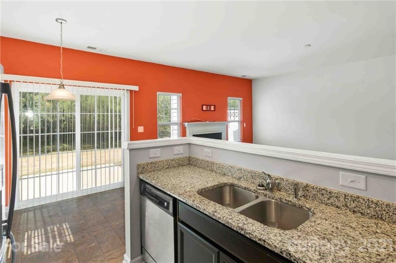 Building Photo - 10353 Bunclody Dr