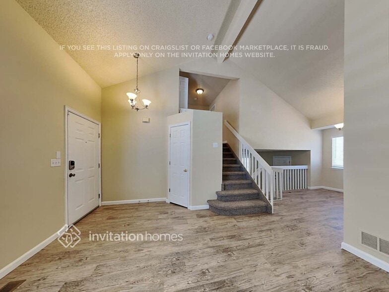 Building Photo - 2455 Wolf Creek Dr