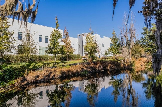 Building Photo - 1802 Mondrian Cir