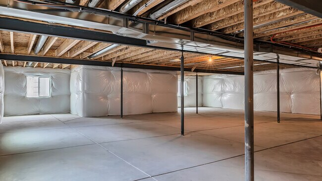 Building Photo - Beautiful Home in Canyons South!