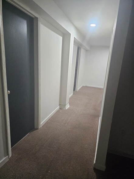 Building Photo - 10800 Joyceton Ct