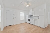 Building Photo - 720 Pritchett Ln