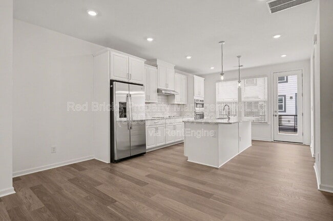 Building Photo - 2007 Hawksworth Ln