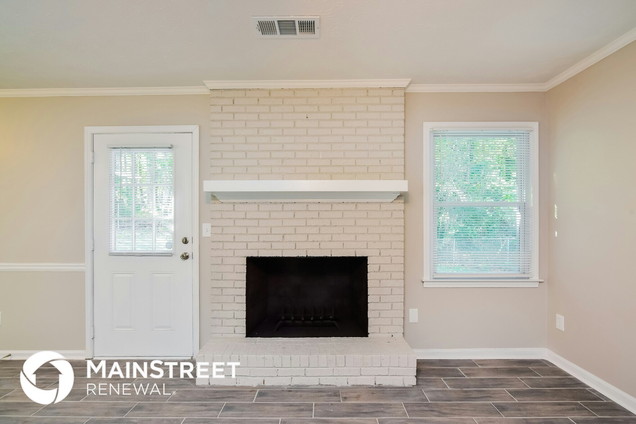 Building Photo - 1642 Sugarmaple Dr SW