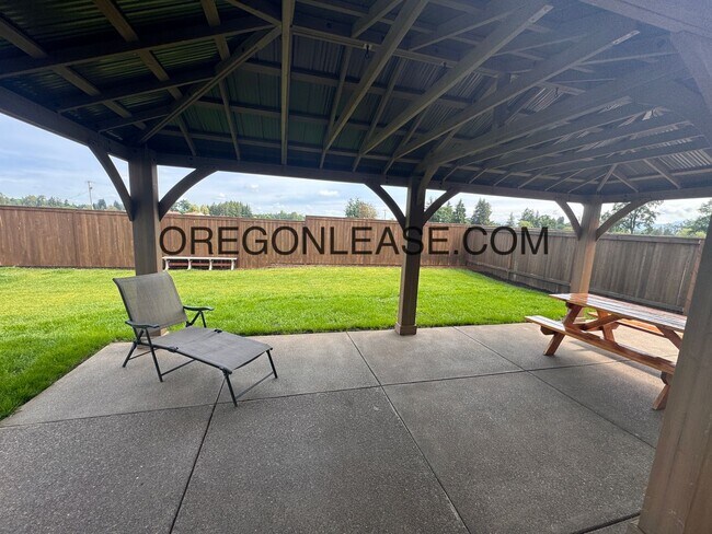 Building Photo - New Construction | 3 Bed, 2.5 Bath | 2,081...
