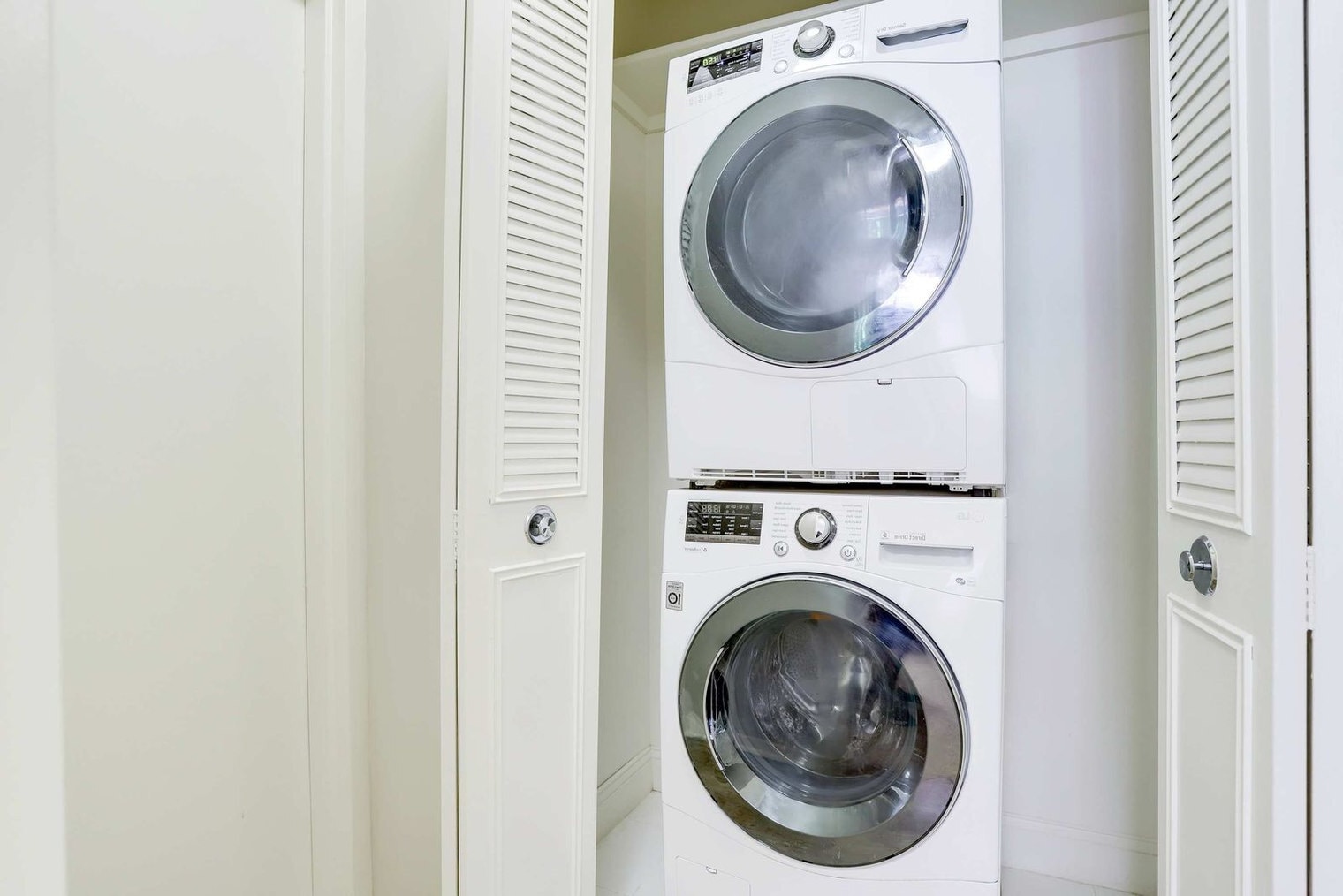 Building Photo - 2111 Richmond Hwy