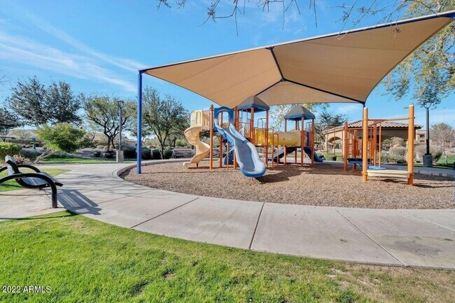 Building Photo - Gorgeous 4 Bed 3 Bath home located in Chandler