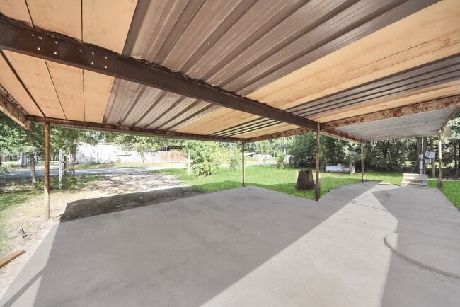 Building Photo - 14009 Rustic Ln