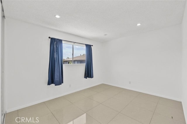 Building Photo - 28121 Robin Ave