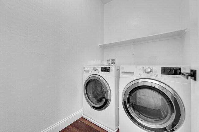 Building Photo - 12549 Lylan Ridge St