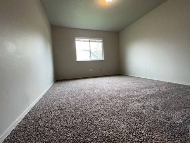 Building Photo - Beautiful single level home in Meridian with Community Pool!!