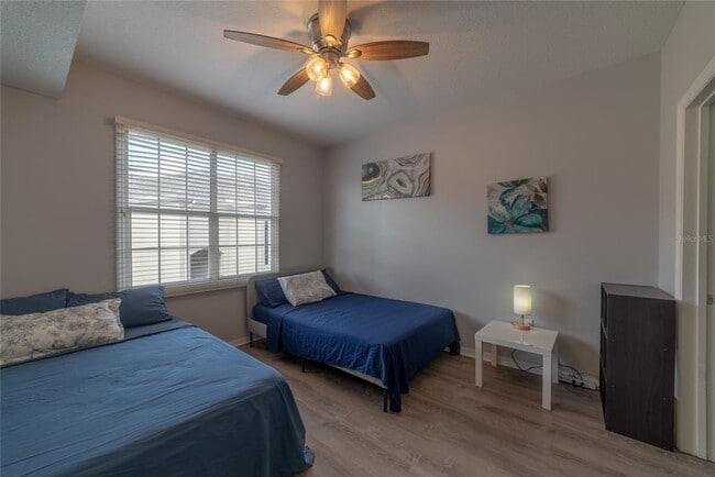 Building Photo - 501 Knights Run Ave