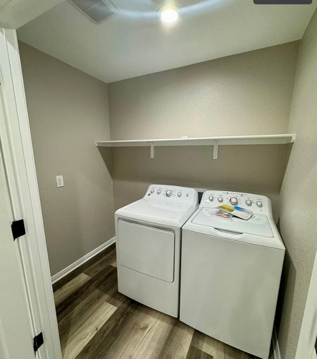 Building Photo - 1609 Cleveland Ave