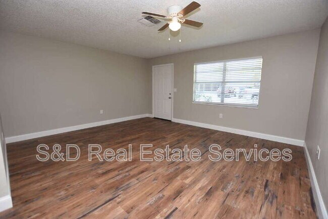 Building Photo - 1224 Waterview Blvd E
