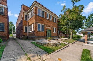 The Venice - 11427 Clifton Blvd