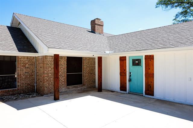 Building Photo - 10575 Friendship Rd