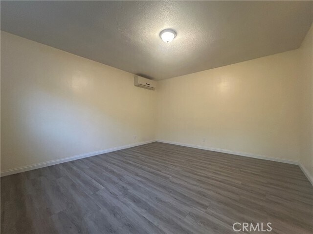 Building Photo - 1439 Charlemont Ave