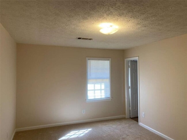 Building Photo - 1586 Pirkle Rd