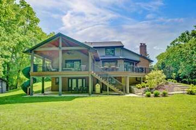 Building Photo - Beautiful Home in Cincinnati!!