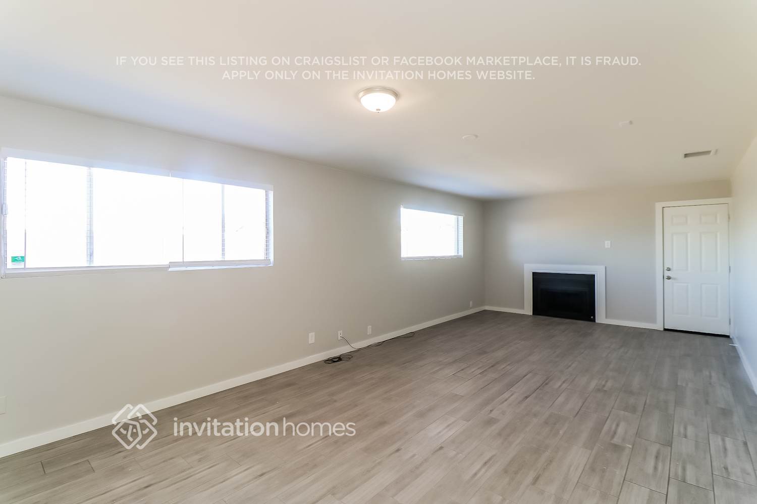 Building Photo - 2332 W Orchid Ln