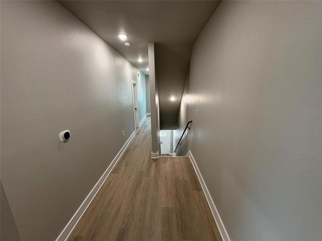 Building Photo - 422 S Lillian