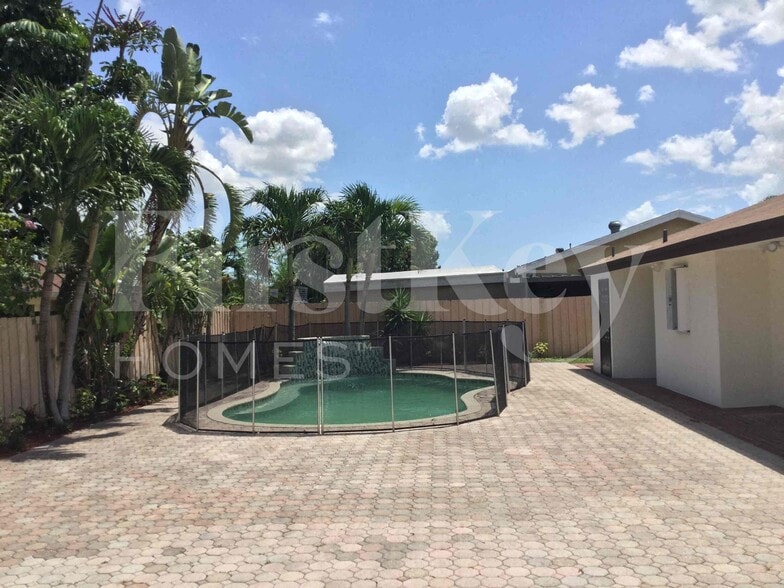 Building Photo - 6671 NW 199th St