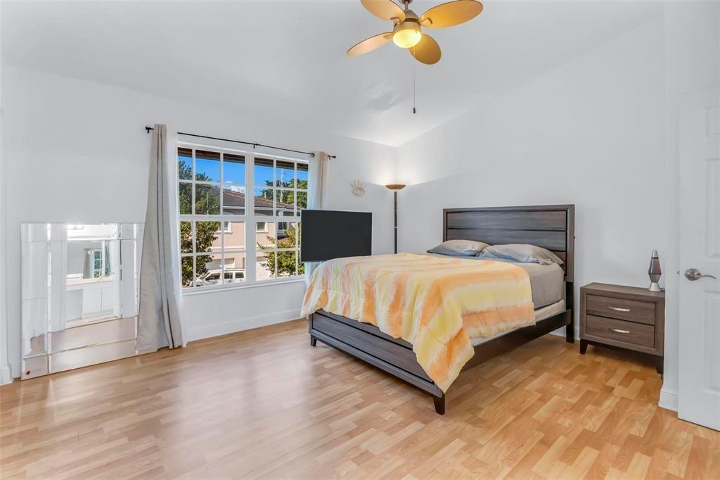 Building Photo - 1534 NW 45th St