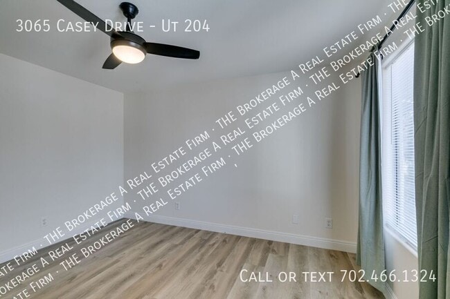 Building Photo - 3065 Casey Dr