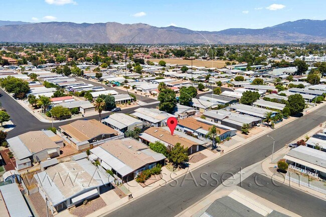 Building Photo - Spacious 2 Bedroom Home in a Desirable 55+ Hemet Community