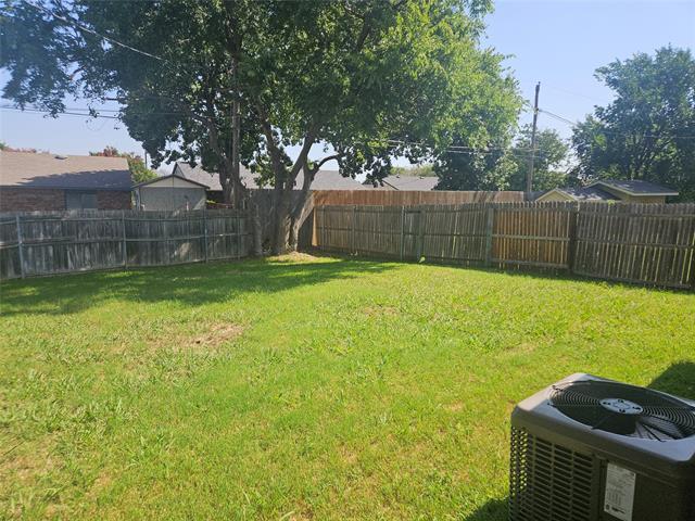 Building Photo - 6809 Glenhurst Dr