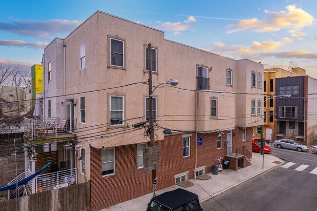 Building Photo - 1935 N 18th St