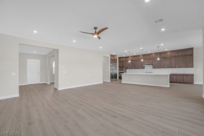 Building Photo - 349 Tigullio Ave