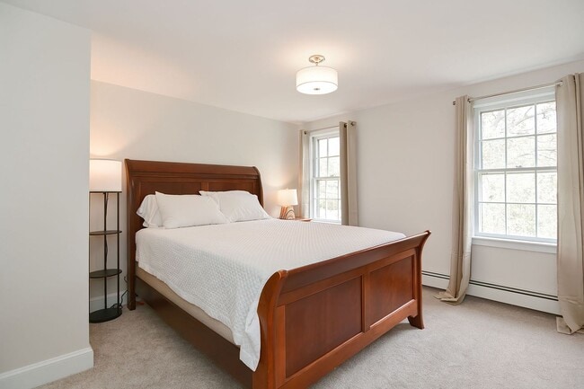 Building Photo - Winter Rental: Just for the Halibut