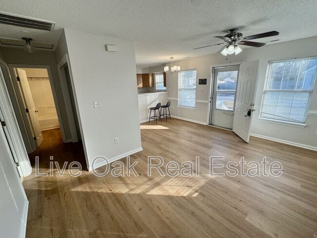 Building Photo - 1562 Indiana Ave