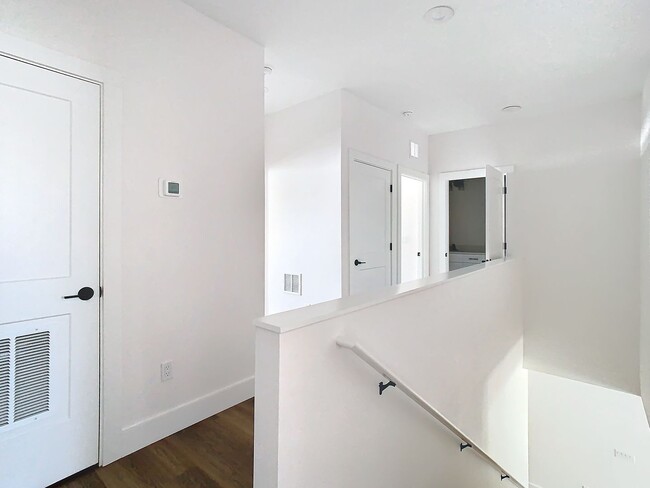 Building Photo - Malena Park - Brand New Townhouse Availabl...