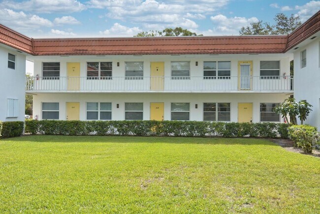Primary Photo - 1225 NW 21st St