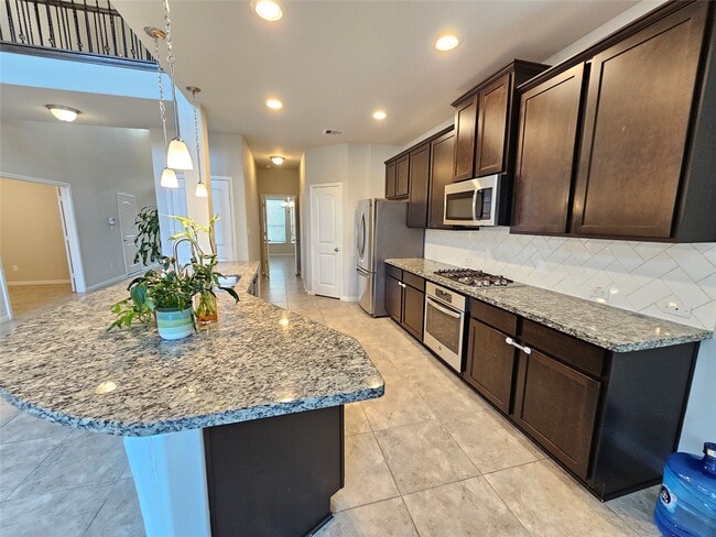 Building Photo - 24258 Via Vitani Dr