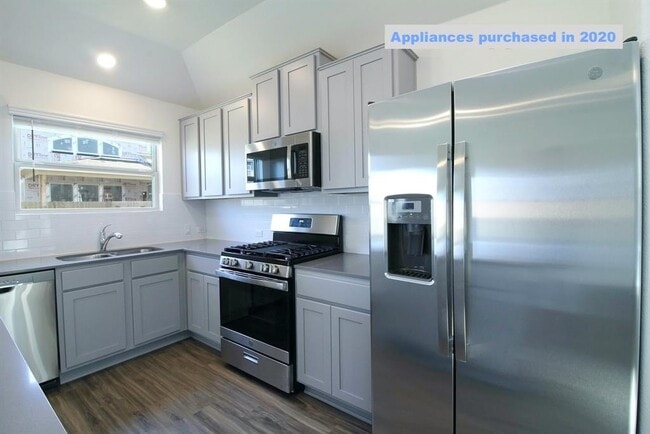 Building Photo - 6421 Turin Ln